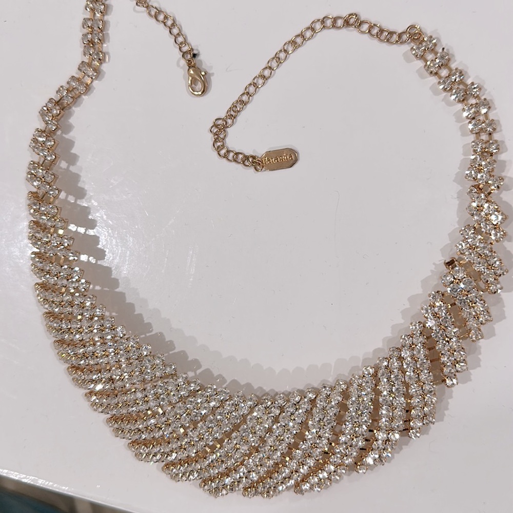 Diamond gold necklace from Natasha